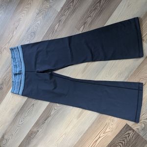 NWOT LuluLemon Flare Leggings